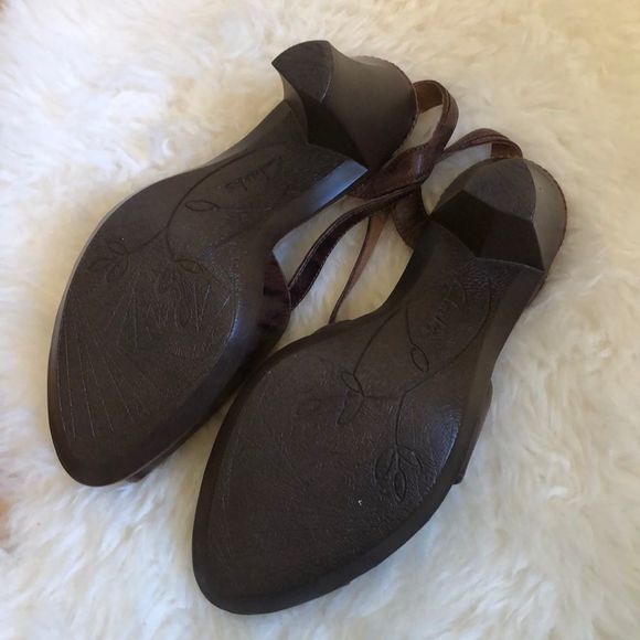 Clarks Brown Leather Peep Toe Sling Back Sandals - Picture 6 of 7